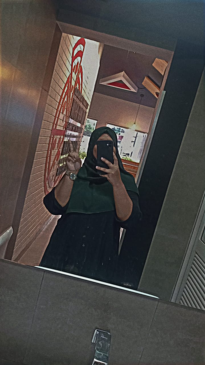 Zaynah F
