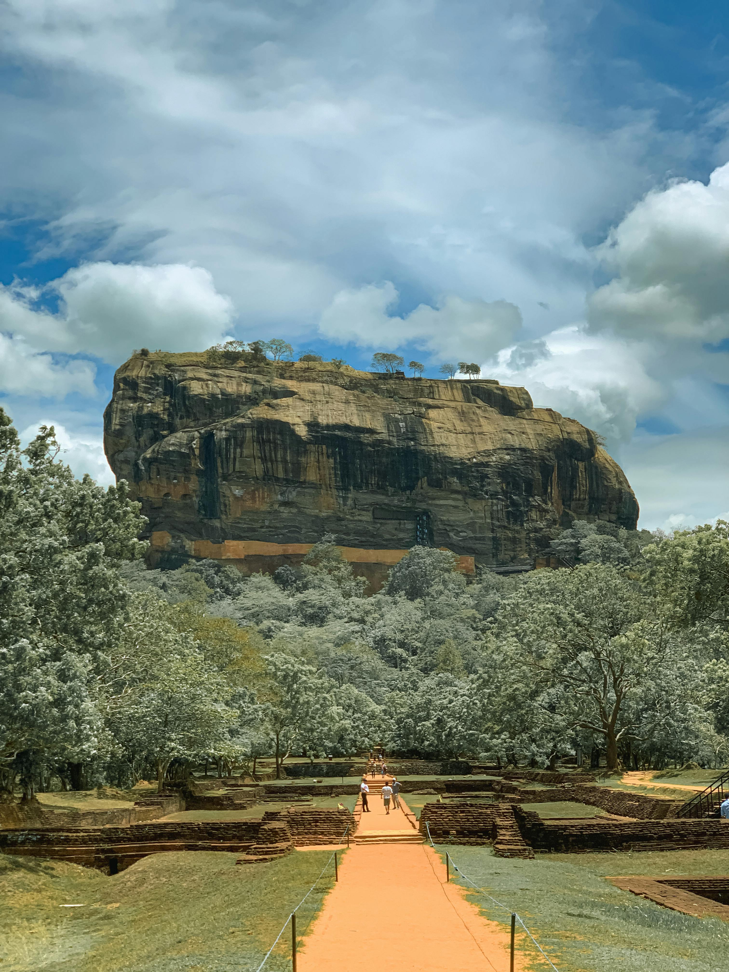 Exploring Sigiriya Travel Season, Survival Tips& Cultural Secrets