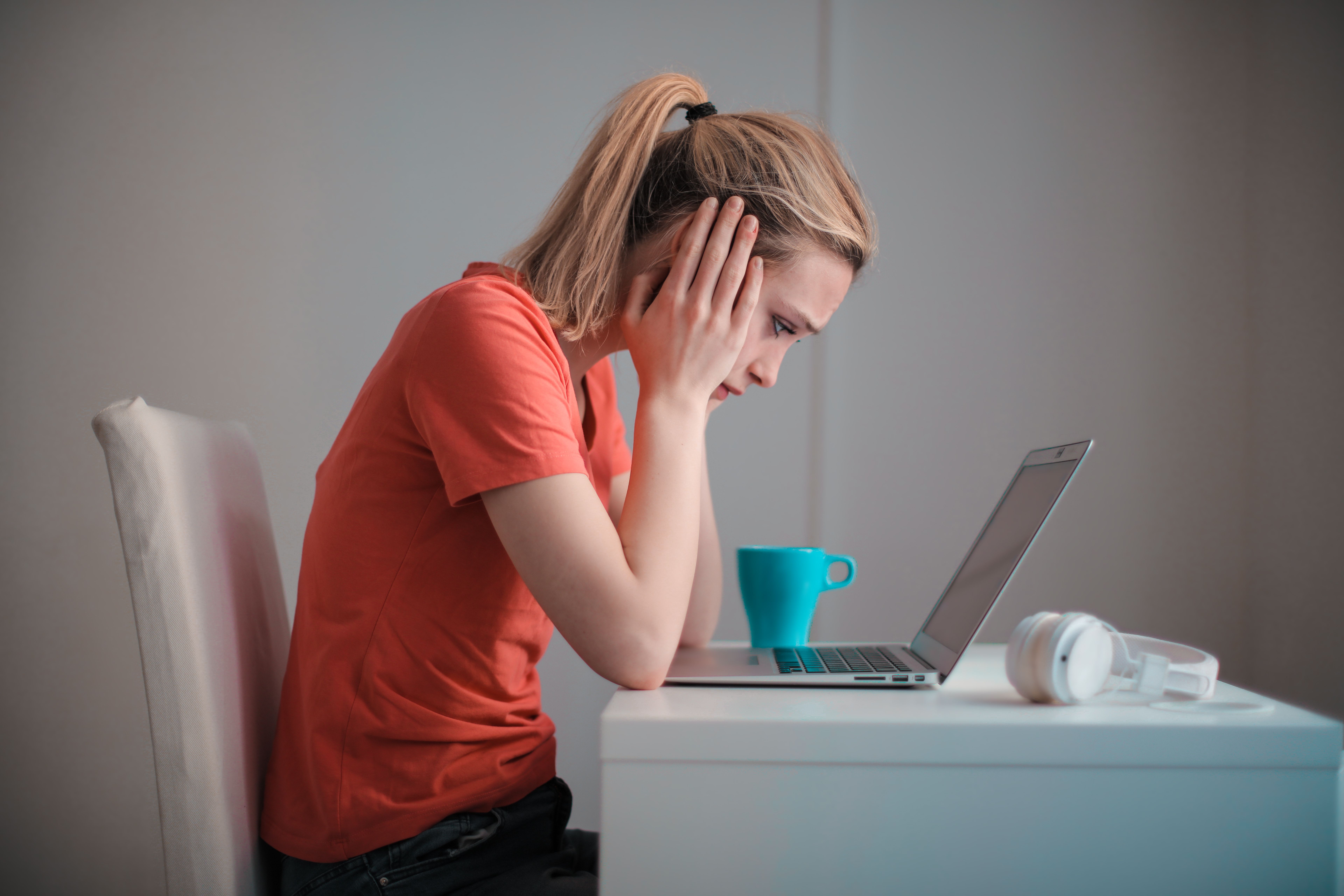 The Dopamine Trap,"How Modern Living Is Broken and Damaged "