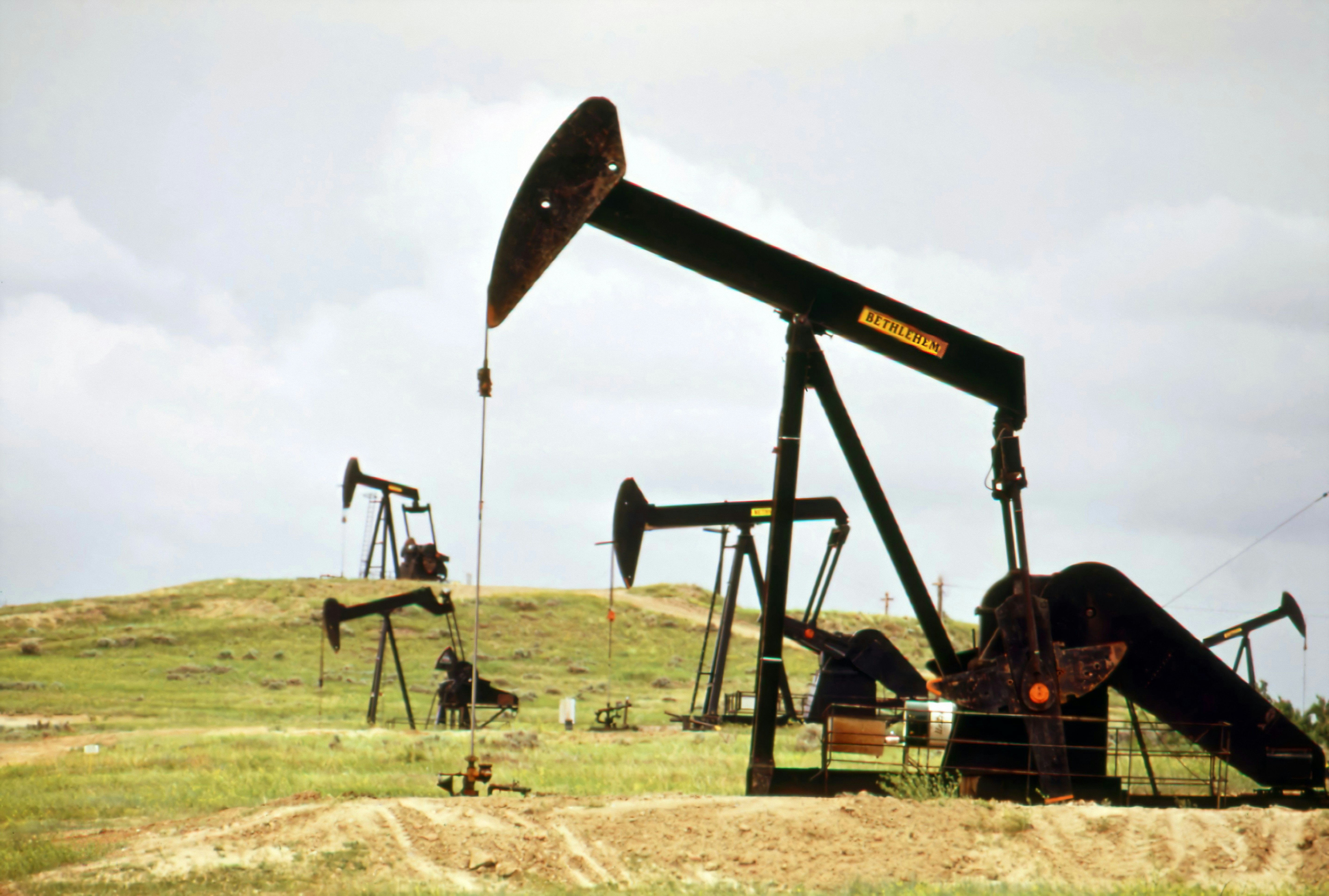Bretton Woods to Petrodollar: How the Dollar Became King